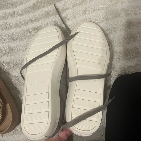 Vince men’s sneakers suede never worn - Picture 5 of 5